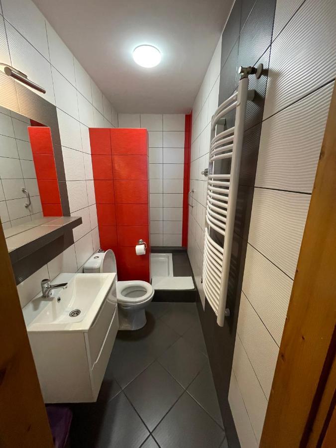 Gosciniec Ozna Hotel Kiczora Екстериор снимка