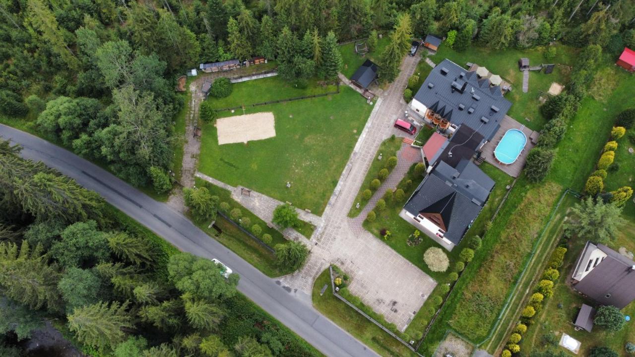 Gosciniec Ozna Hotel Kiczora Екстериор снимка